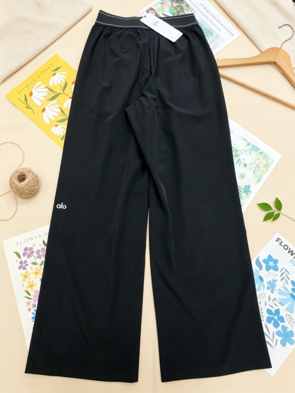 Brand NewšALO Yoga Suit Up Trouser Black Wide LegšRegular 30" Inseam - Picture 3 of 11